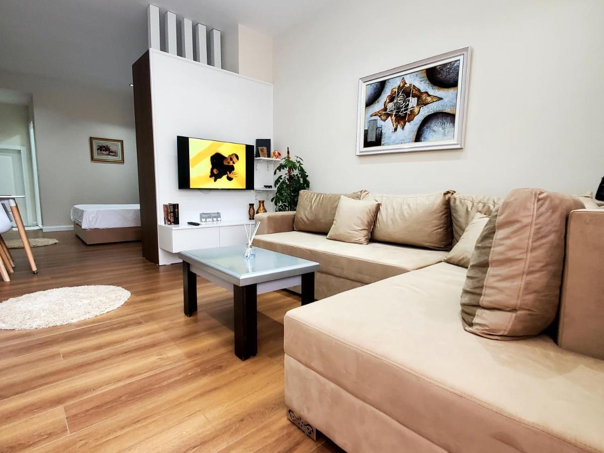 Armando'S House Durres Apartamento Exterior foto